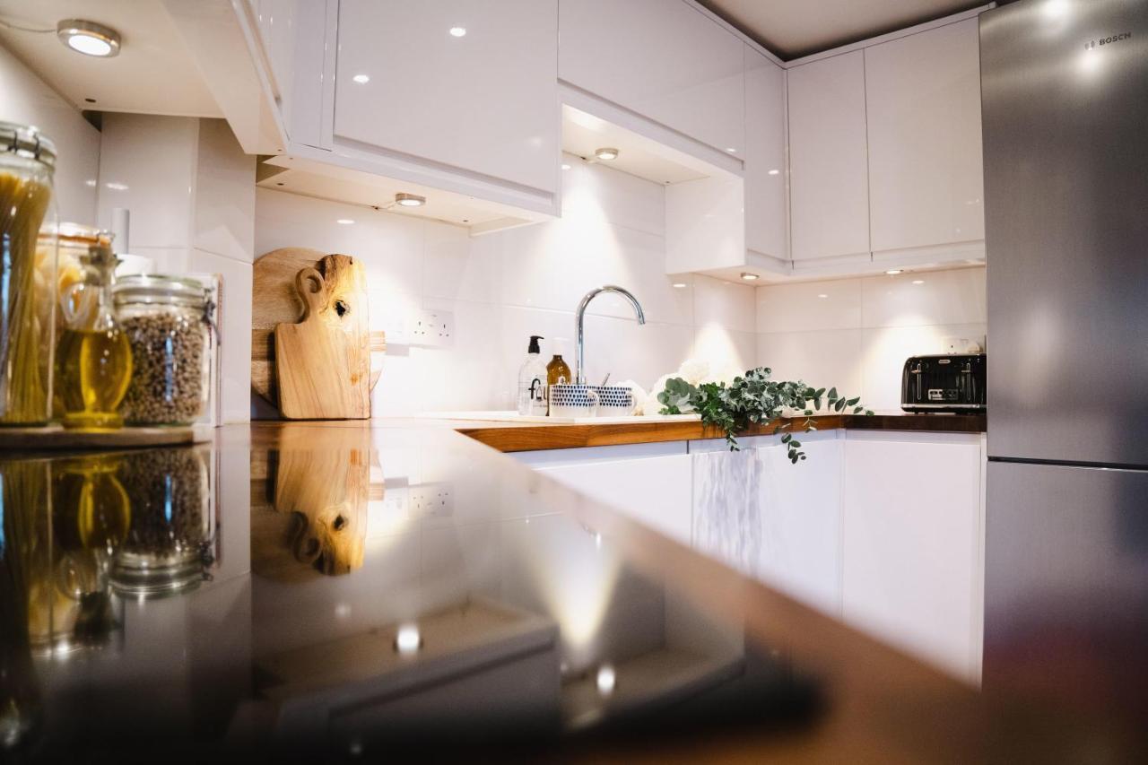 Stunning Riverside Oxford Apartment With Parking Exterior foto